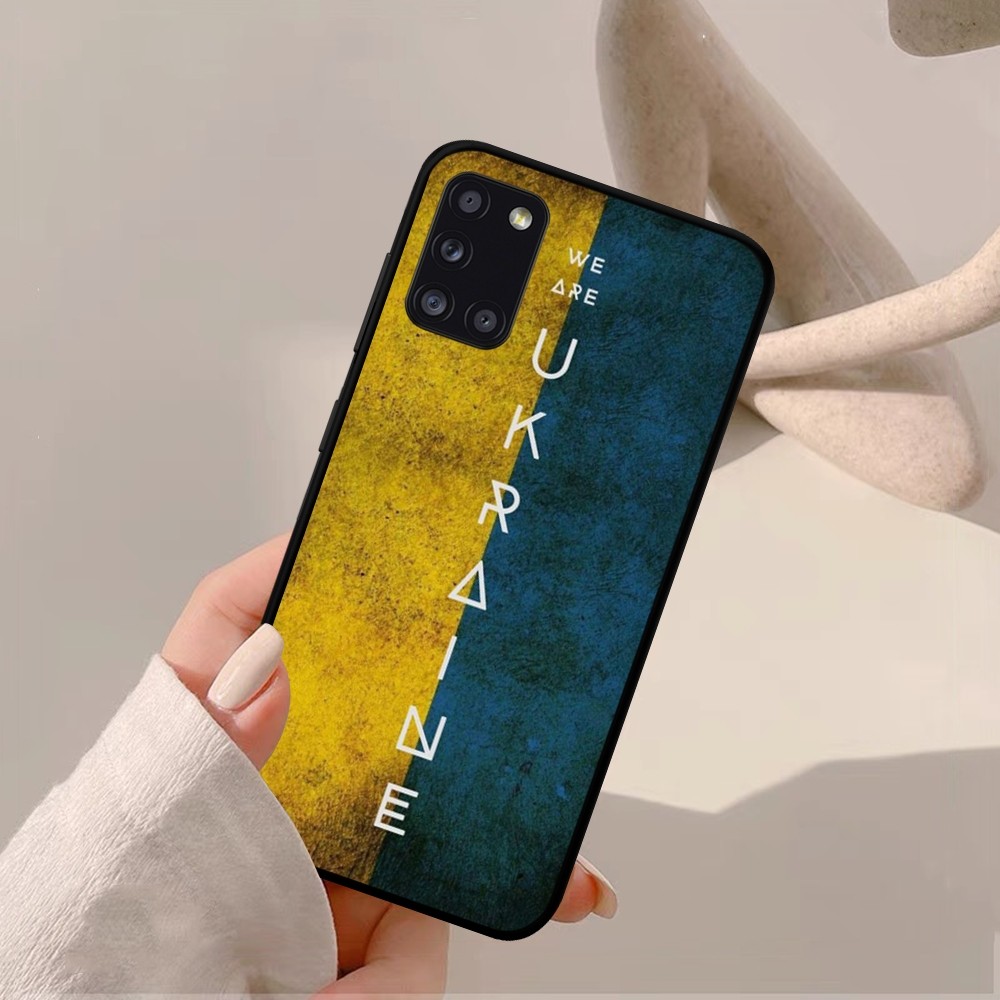 Ukraine Flag Ukrainian girl Ph - Phone Cases Usa のレビューと価格