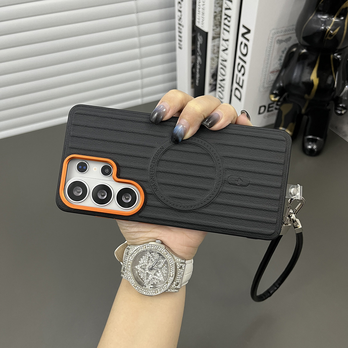 Luxury Simple Corrugated PU Le - Phone Cases Magsafe のレビューと価格