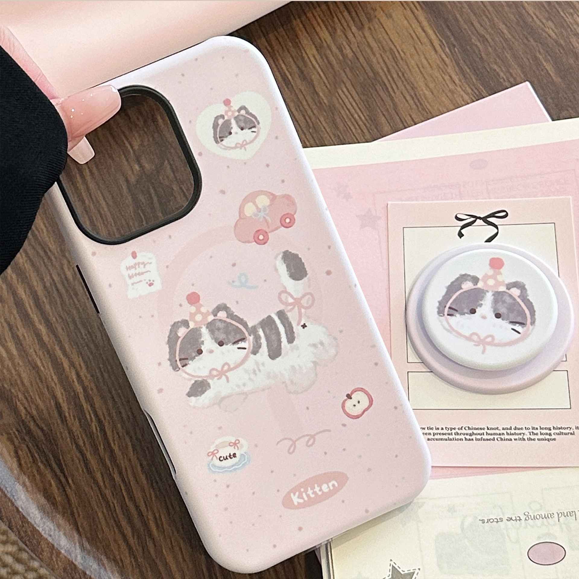 Korean Pink Cartoon Cat Magnet - Phone Cases Girly のレビューと価格