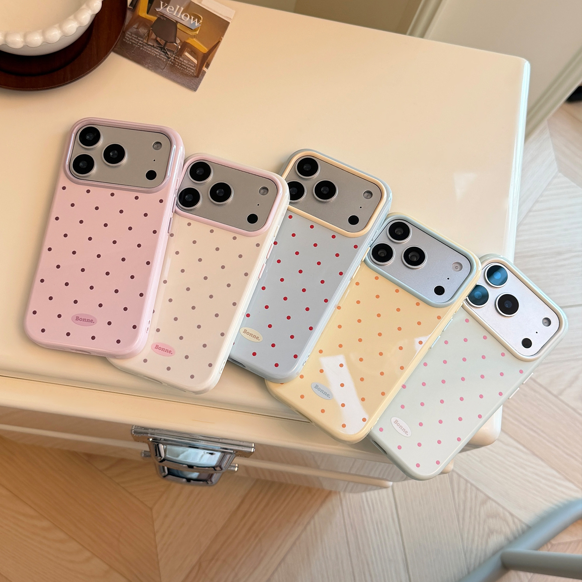 Korean Macaron Color Blocking  - Phone Cases Polka Dot のレビューと価格